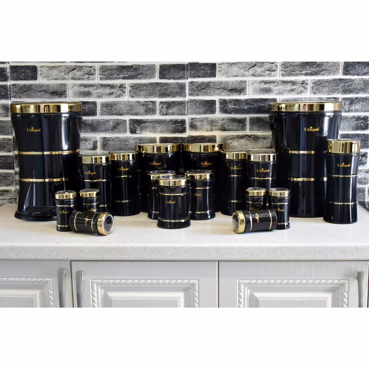 سرویس آشپزخانه 18 پارچه مشکی براق با خط  طلای 4698 (برند یونیک