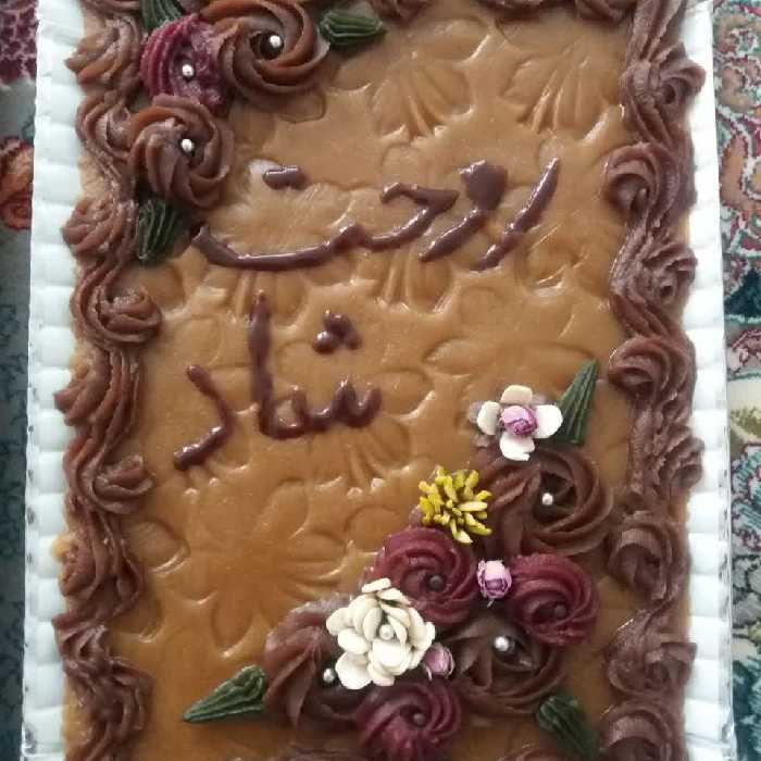 حلوامتنی زعفرونی کاکائویی با تزیین خلال پسته بادام غنچه و... 1250 گرمی هزینه ارسال بامشتری یا تحویل حضوری