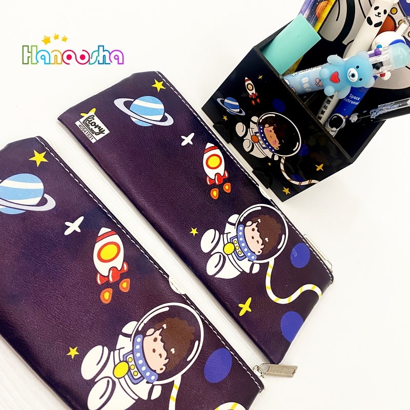 جامدادی فانتزی طرح فضانورد