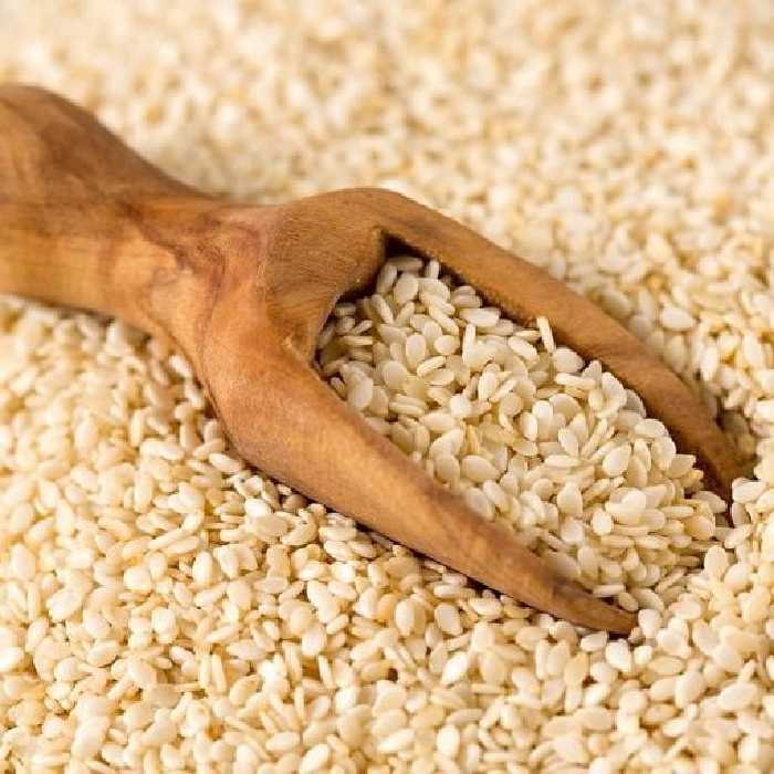 کنجد ایرانی درجه یک (بدون پوست)  فله ای داخل پاکت