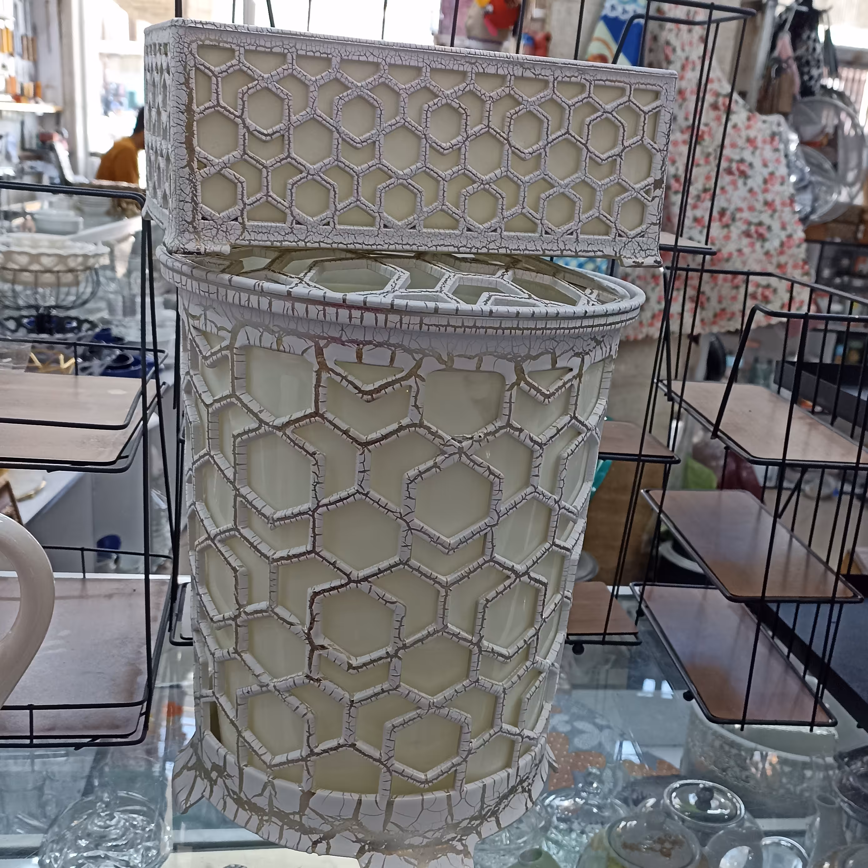 سطل و دستمال پلاستیکی