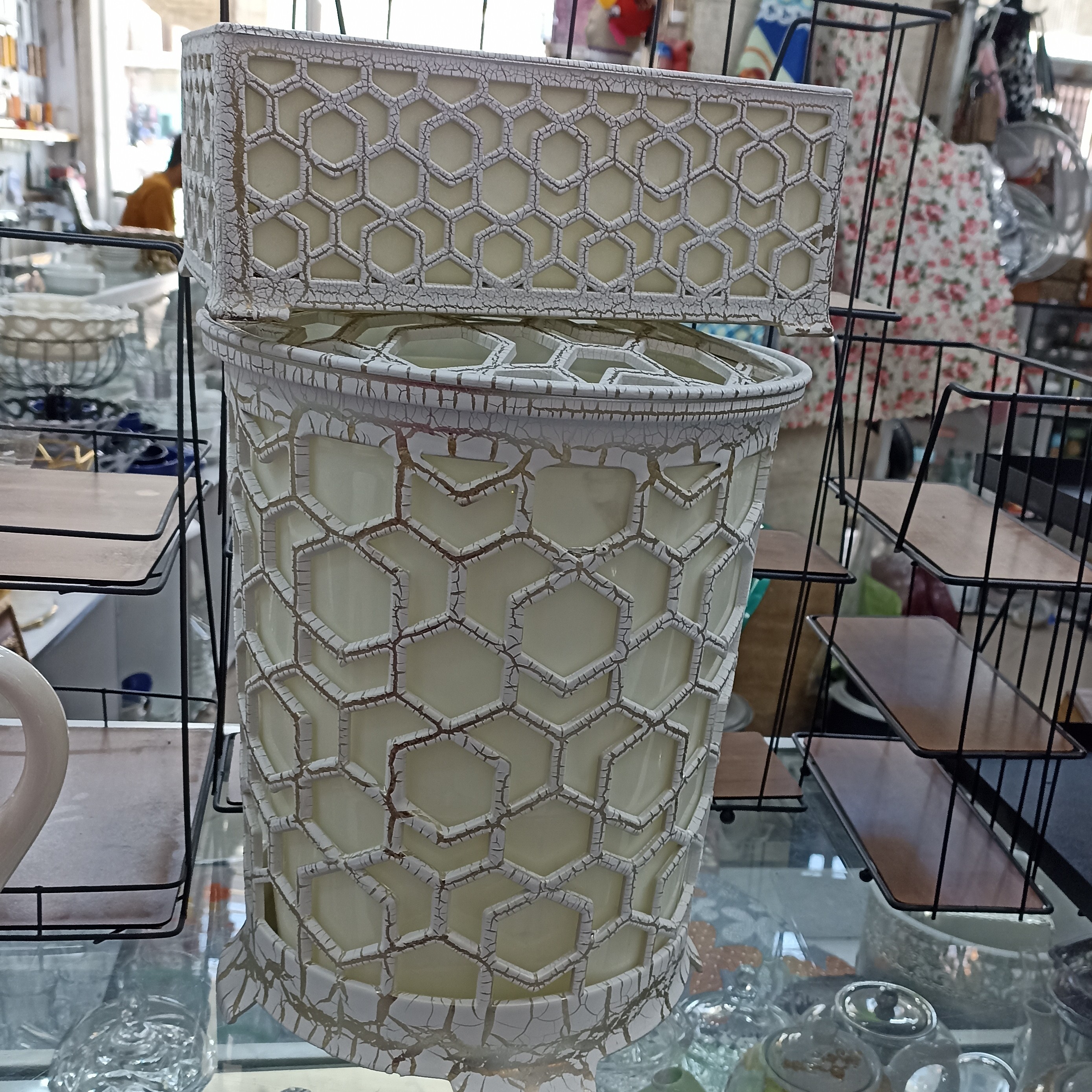 سطل و دستمال پلاستیکی