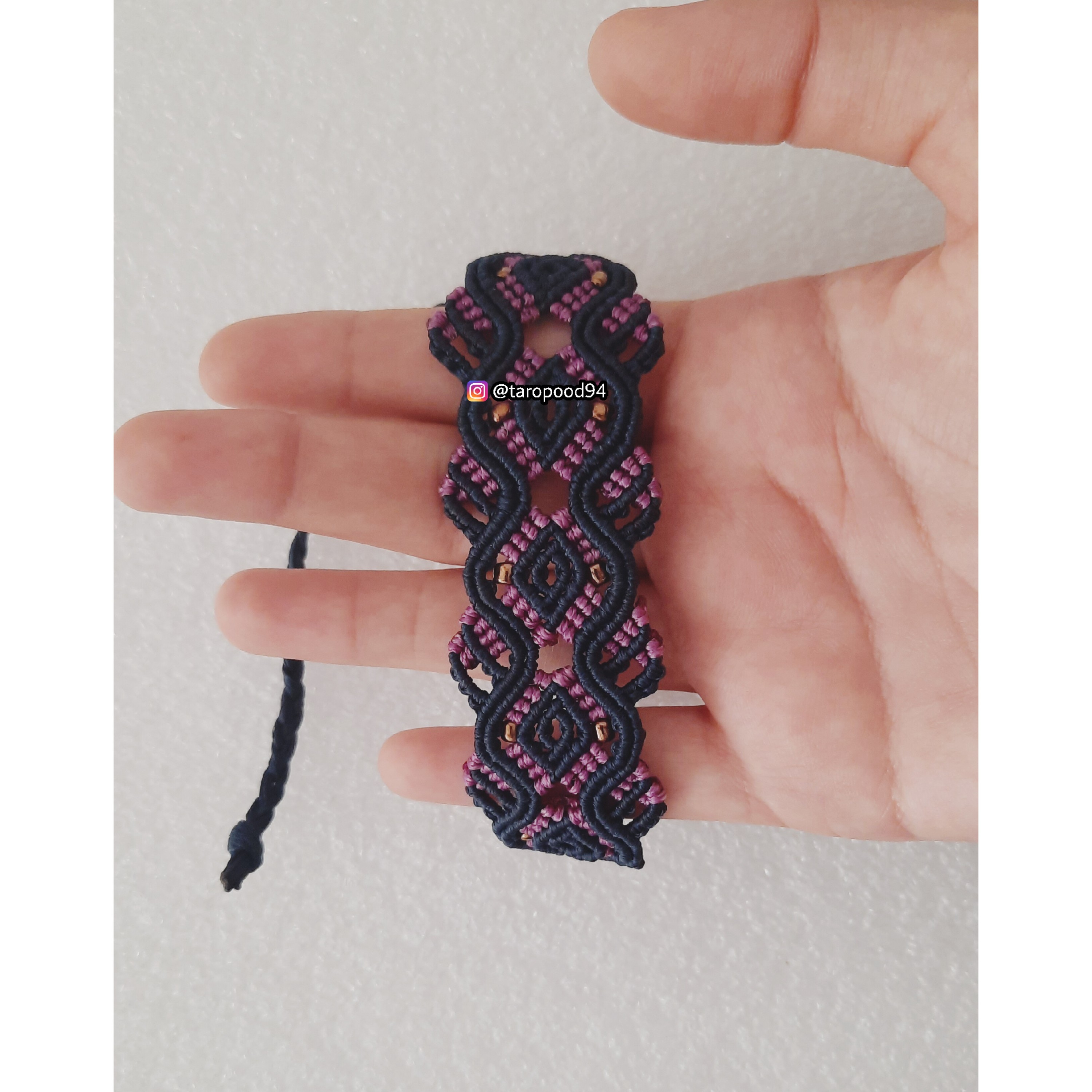 دستبند ملکه دوم