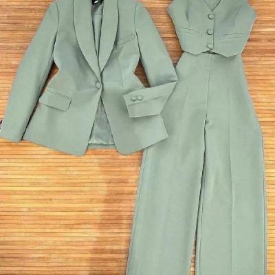 سه تیکه کت و شلوار و ژیله سوپرمازاراتی اعلا بهشت