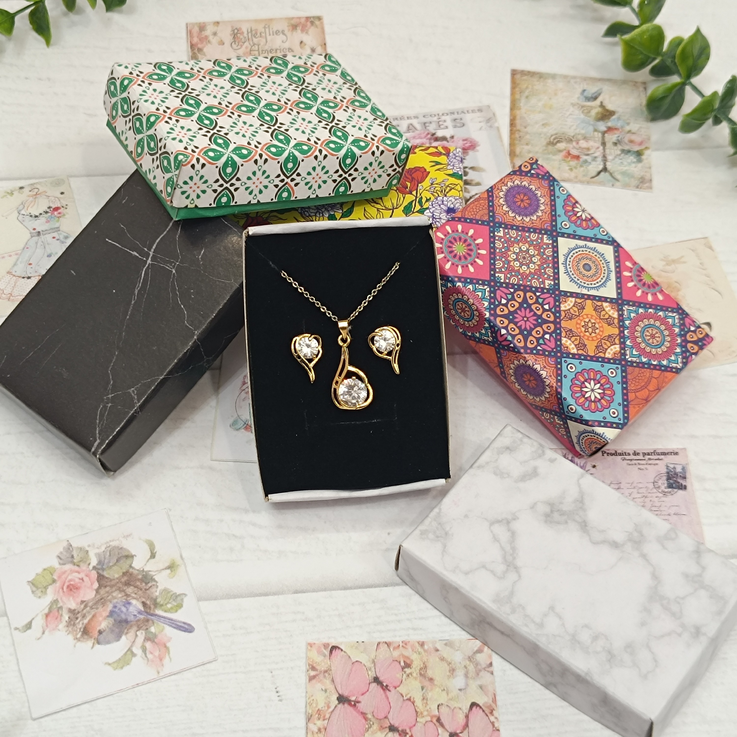 جعبه جواهرات  نیم ست متوسط مخلوط