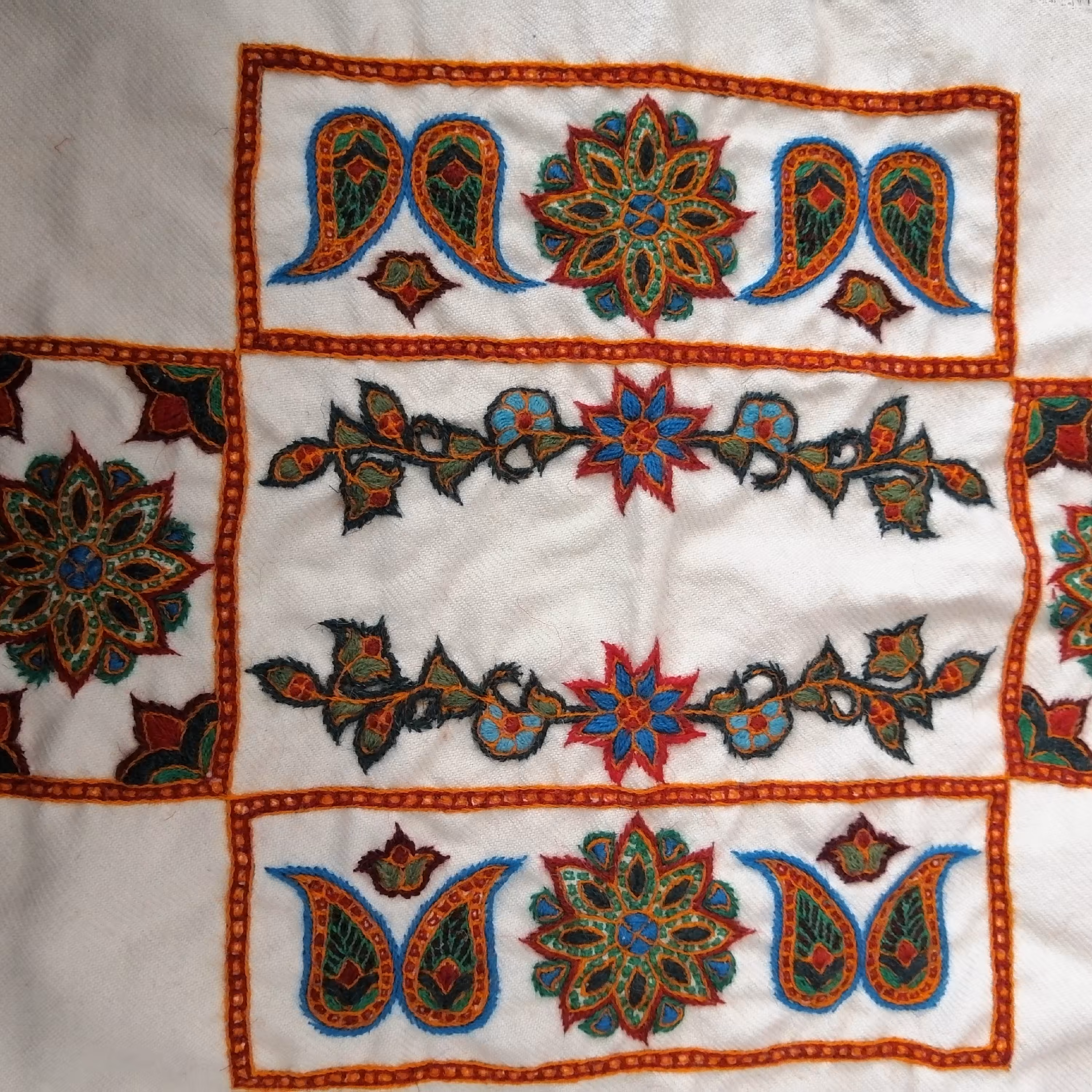 جلد دستمال پته