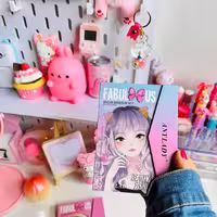 پالت سایه  باربی و پیشی گربه بزرگ دارای 16 رنگ سایه  چشم 10 رنگ رژ  رژ گونه هایلایتر سایه ابرو آینه 