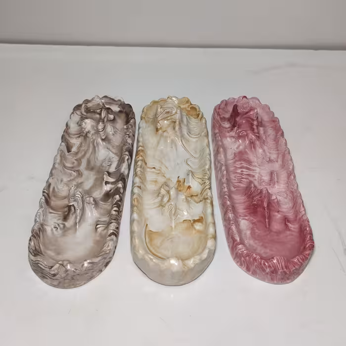 یک‌عدد جاعودی عود مخروطی سنگ مصنوعی دکوری کادویی تزیینی 